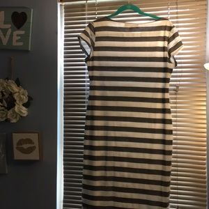 Cute gray /off white mesh with built in slip g